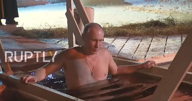 Putin konačno odgovorio zašto se stalno slika bez majice!