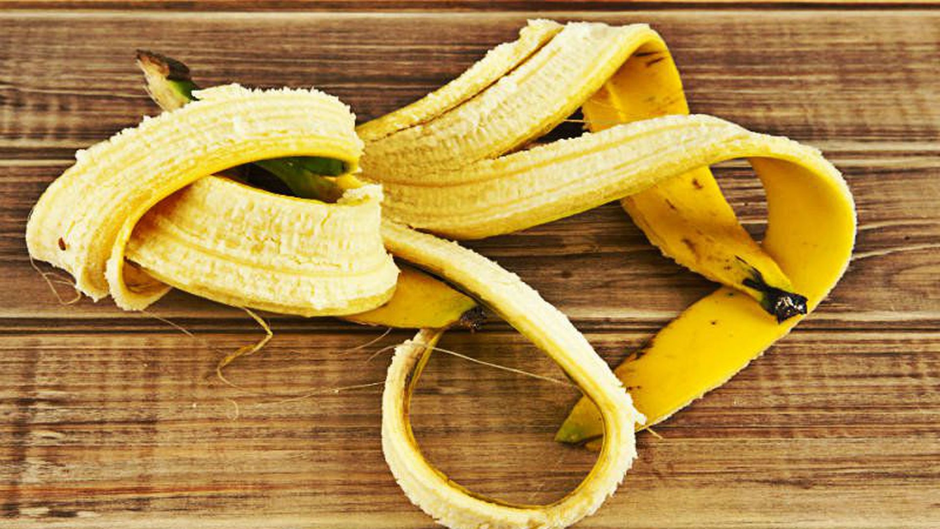 OVO MORATE PROBATI: Evo šta sve možete sa korom od banane