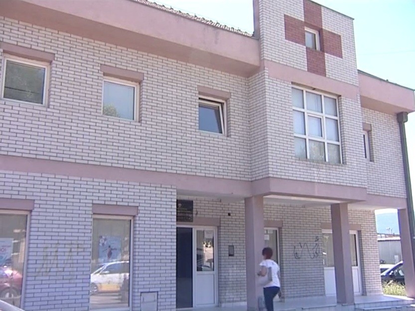 Nikolić ne zna otkud priče o preseljenju Visoke medicinske škole