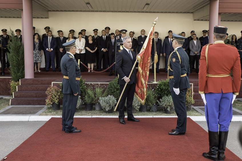 Vojnik može biti samo onaj koji je spreman da beskompromisno služi svojoj državi