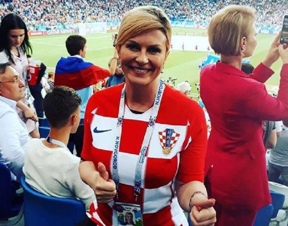 VIDEO: Kolinda ponovo sa fudbalerima u svlačionici slavila pobjedu Hrvatske
