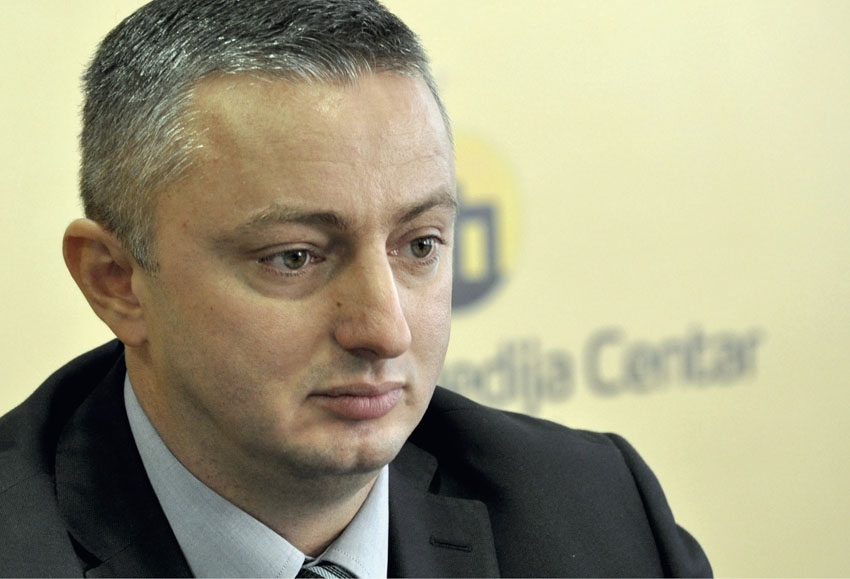 Pipci kriminalnih klanova u crnogorskim medijima: Plasirali naručene napade na institucije i pojedince