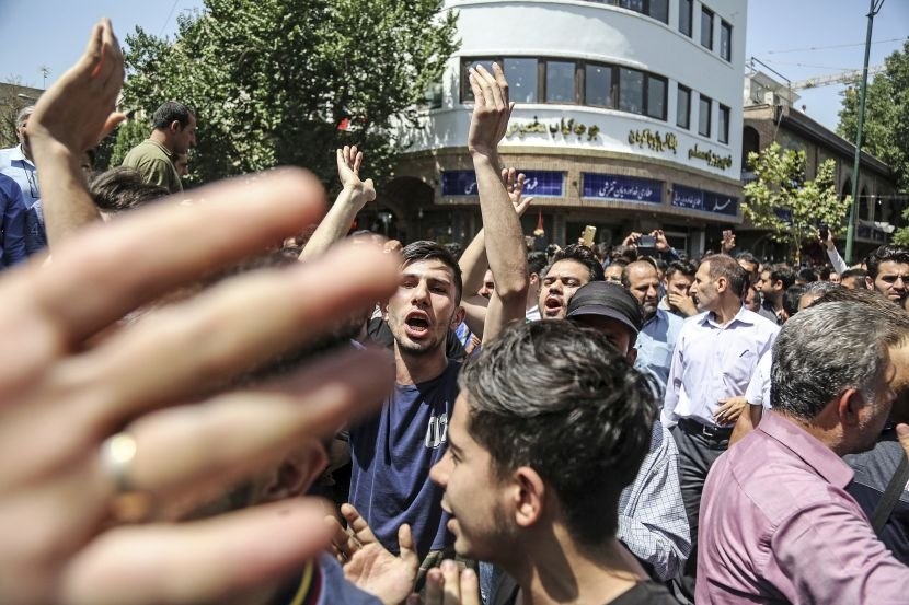 Iran: Protesti zbog prljave vode prerasli u sukobe sa policijom, ima ranjenih