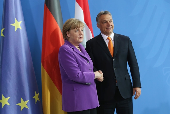 Merkel i Orban različito o migrantima