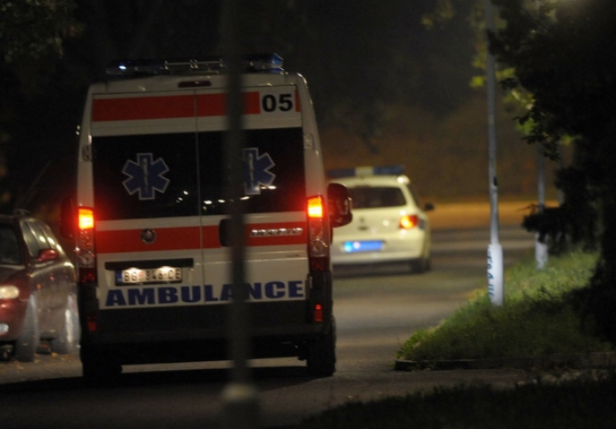 Ubistvo u Zemunu: Izbodeni mladić (24) iskrvario na ulici ispred svog stana
