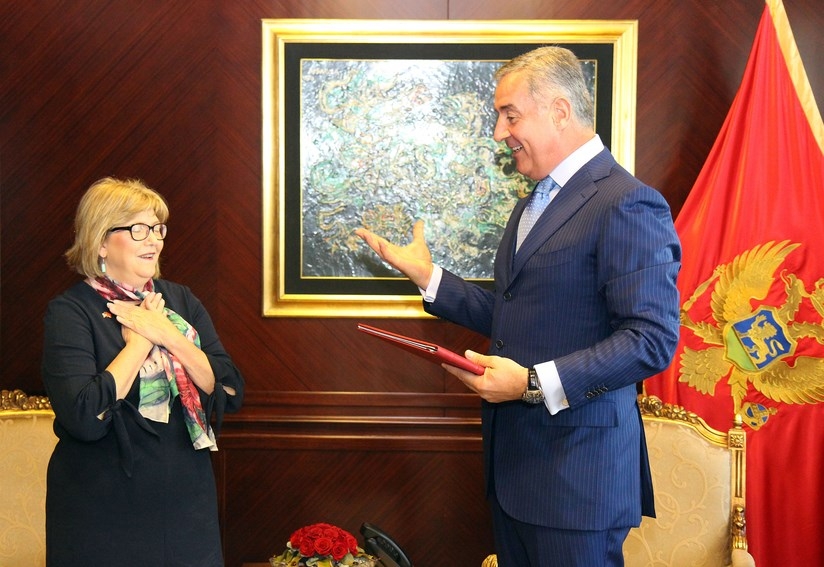 Đukanović odlikovao Ueharu ordenom crnogorske zastave: Naše partnerstvo pomoći će daljem razvoju Crne Gore