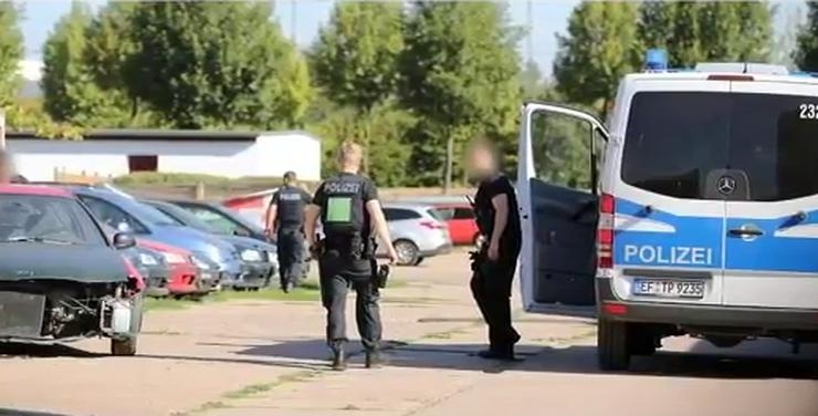 Njemačka na nogama: Potjera za Litvancem koji je jutros OTEO BIVŠU DJEVOJKU pa izbo prolaznika