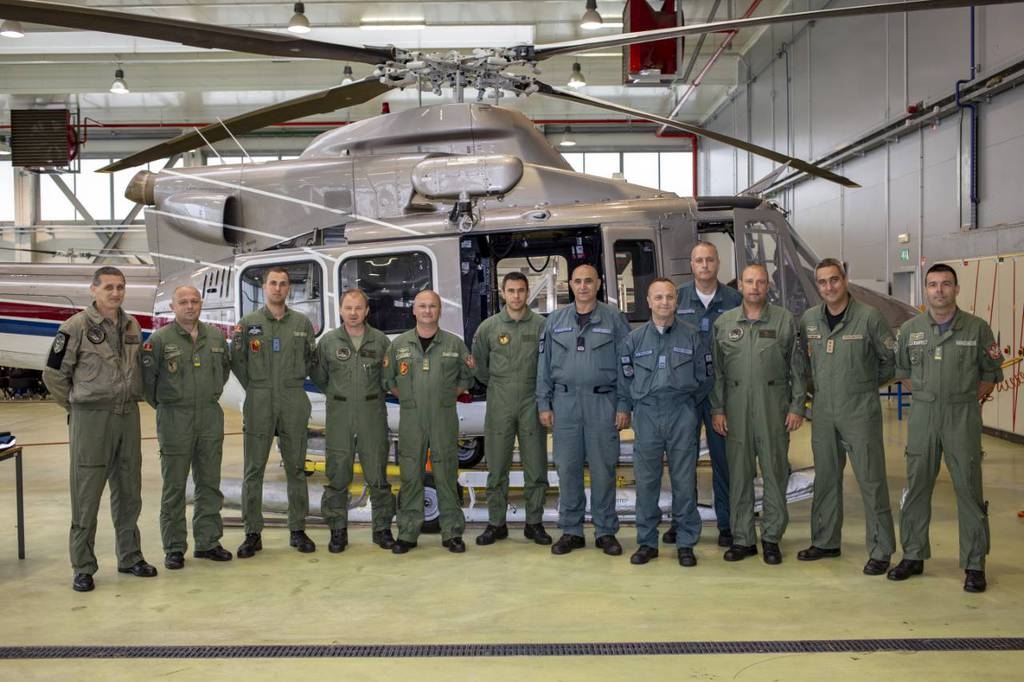 FOTO – Piloti završili obuku: Vojska ovog ljeta spremna za požare