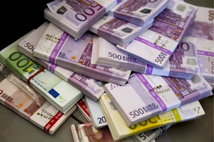 Samo formalnim kanalima dijaspora u Crnu Goru šalje 400 miliona eura godišnje