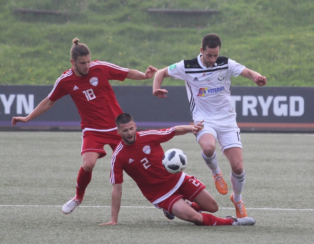 Bruka pod Goricom, Farani održali čas fudbala OFK Titogradu