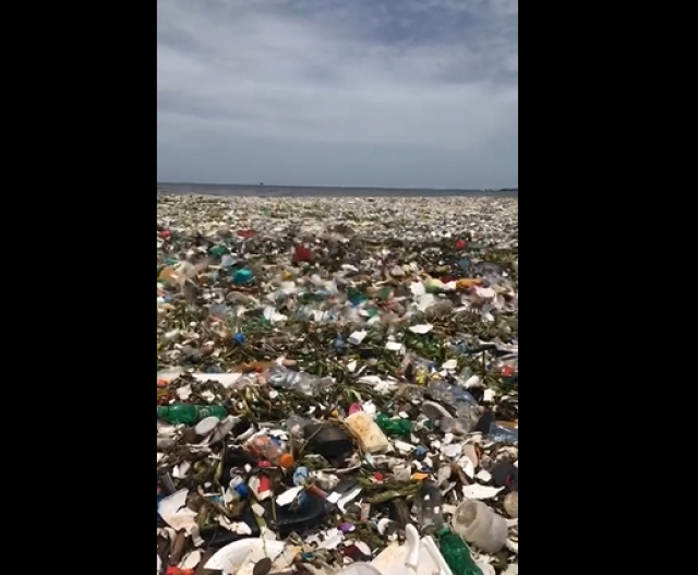 Snimak sa Kariba šokirao je svijet: 30 tona smeća pluta po moru