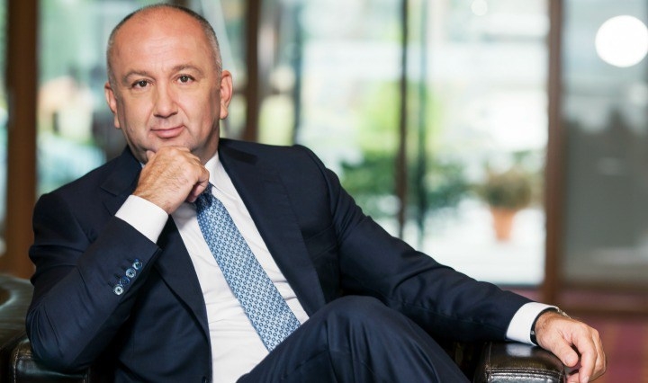 Srpski ministar podržao Irineja: “Crnogorska vlast nad Srbima uporno i sistematski sprovodi identitetski genocid”