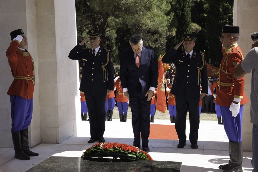 Đukanović: Nek’ je vječna! Nijesmo SAMO slomili okupatora već smo zbacili i PONIŽAVAJUĆI JARAM PODGORIČKE SKUPŠTINE