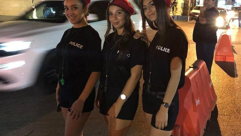 Gradonačelnik Libana: Drage policajke, nosite šorceve, moramo privući turiste