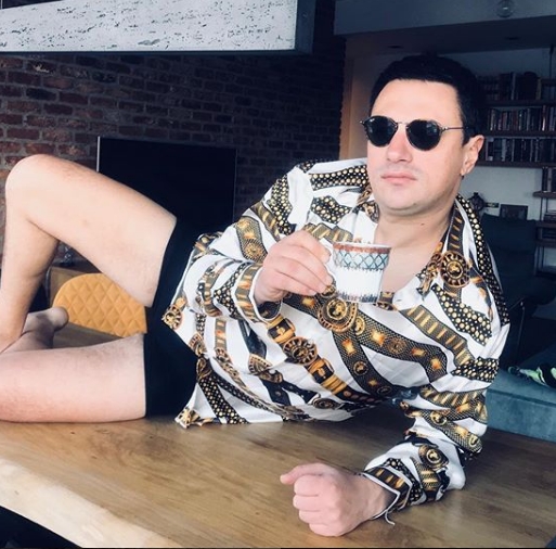 Andrija Milošević je danas FACA, nekada i nije bio: Glumac otkrio urnebesnu fotografiju iz mladosti !