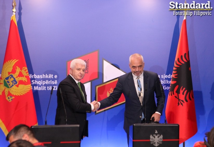 Marković-Rama: Nećemo podizati bodljikavu žicu na granici, već ćemo pružiti ruku ljudima u nevolji