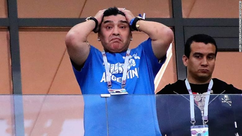 Maradona i dalje usijan, sada zbog Kolumbije: “Pljačka, lopovi iz FIFA-e!”