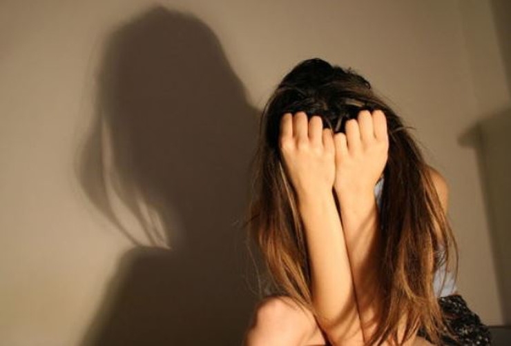 NEZAPAMĆENI UŽAS U KRAGUJEVCU: Grupa mladića podvodila djevojčicu (15) starijim muškarcima, silovali je i ucjenjivali snimcima