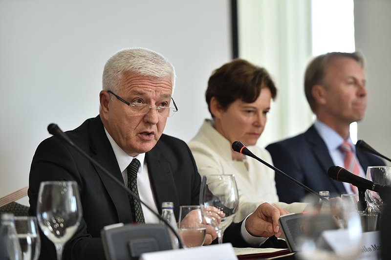 Marković sa ambasadorima EU: Vlada nema ingerencije nad Savjetom RTCG