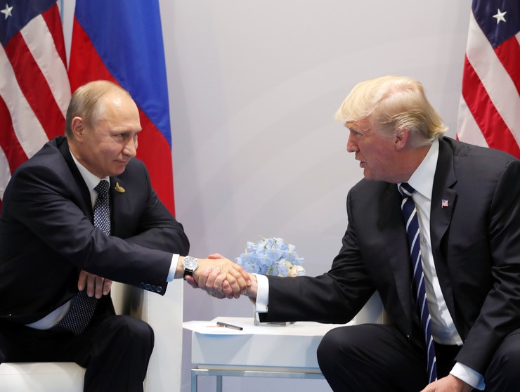 Tramp odložio novi susret s Putinom za sledeću godinu
