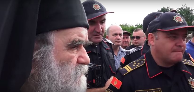 Vraćate li dug Albancima iz 2006., pa ne hapsite one koji su napali mitropolita? “Prije referenduma smo razgovarali i sa Amfilohijem”