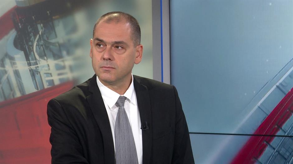 Radić: Pričajući o Crnoj Gori, Vučić stvara sebi prostor u Srbiji