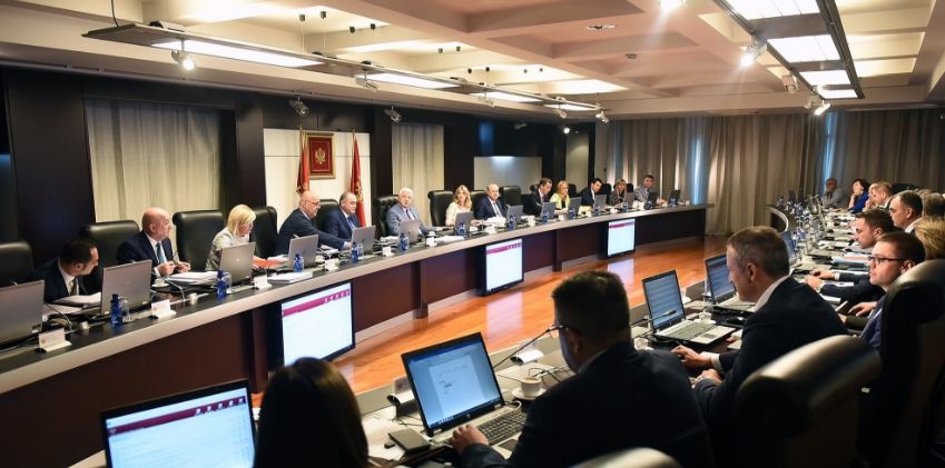 Trojke Mukovića koje su rođene 20. juna dobile šest hiljada eura