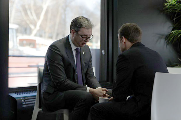 Vučić: Zamolio sam Makrona da uloži dodatni napor da se Priština urazumi