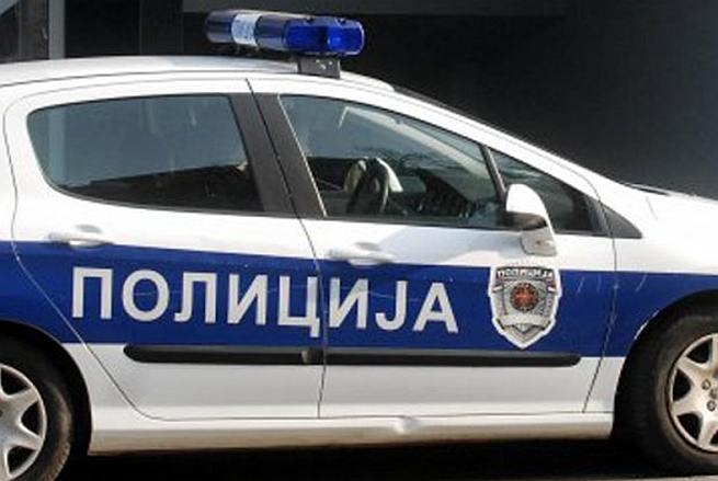 Drama u Novom Sadu: Popio “otrov” ispred suda, polio se banzinom i htio da se zapali