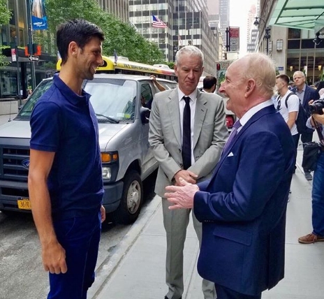 FOTO: Amerikanci ZANIJEMELI kada se Nole pojavio u Njujorku, evo kako je Mekinro reagovao!