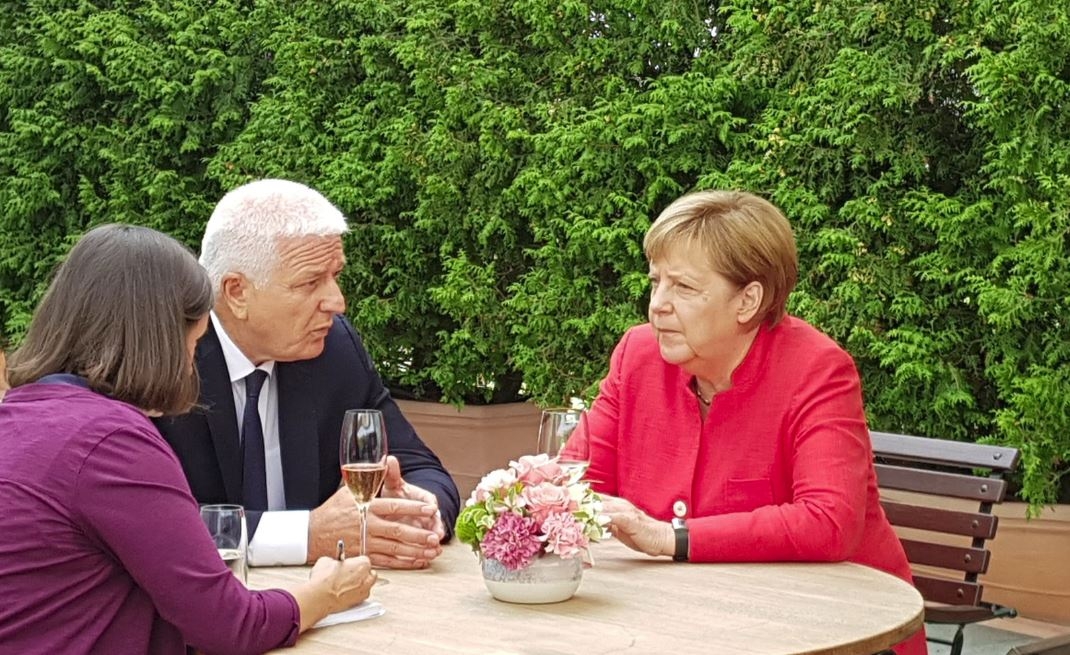 Sastanak “u četiri oka” Markovića i Merkel: Na Balkanu nema pomjeranja granica