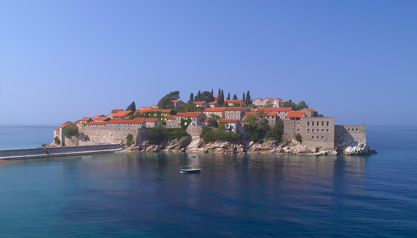 Pronađeno beživotno tijelo muškarca nedaleko od Svetog Stefana