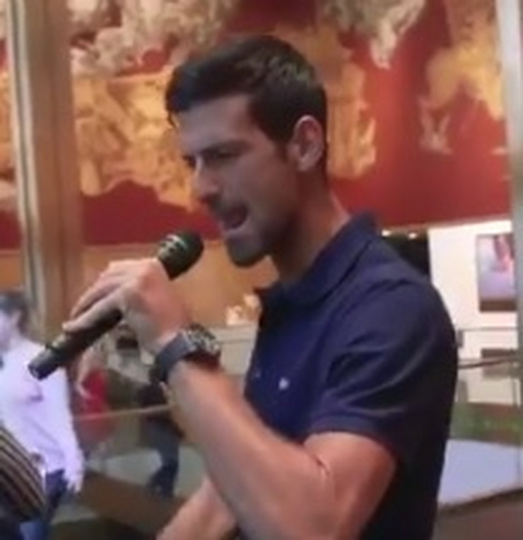 VIDEO – Novak se latio mikrofona: Đoković već uživa u Njujorku