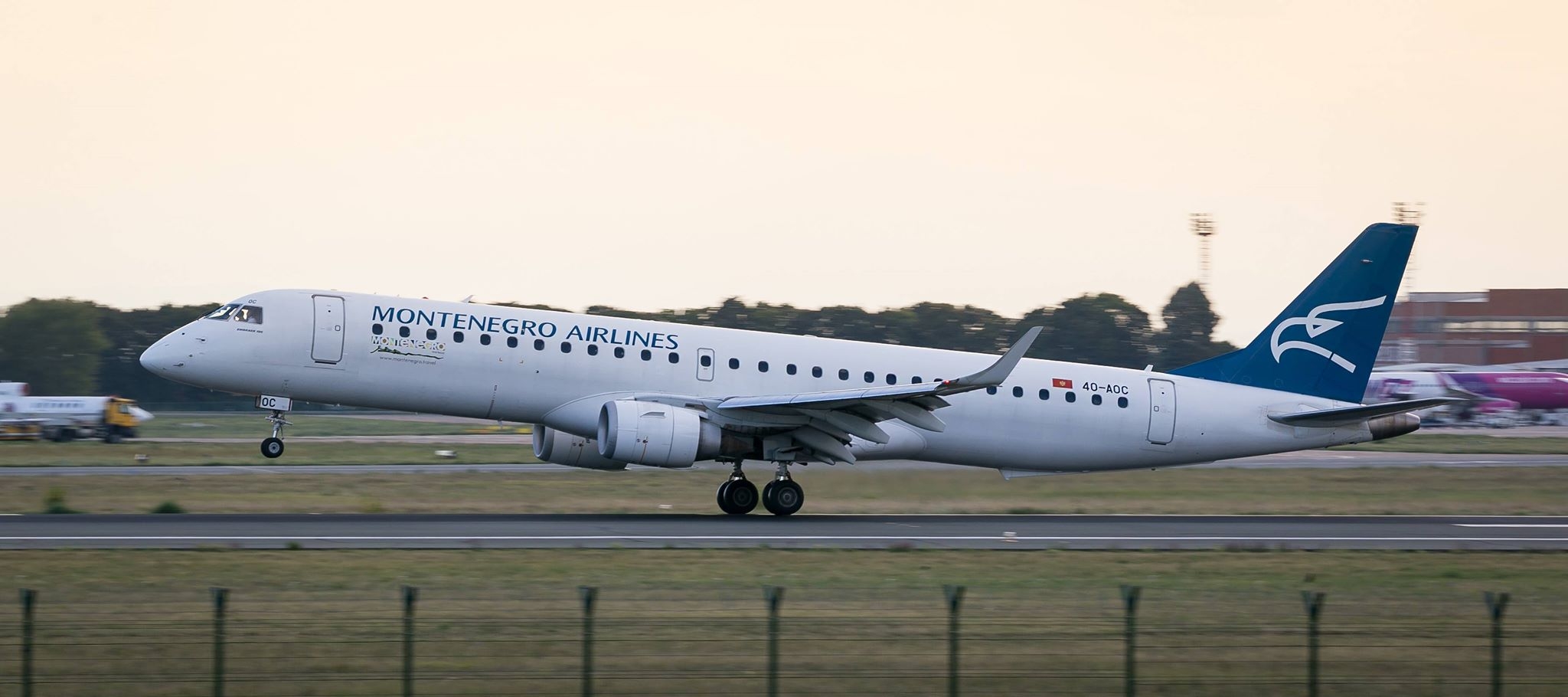 Šta se zaista dogodilo sa našim avionom i cesnom? „Dobro Beograde, da li je kod vas ovo normalno?“