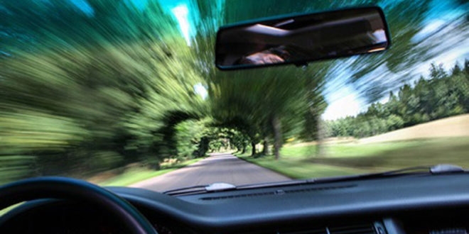 Vozili preko 150 km/h: Tri mladića kažnjena zbog brze vožnje