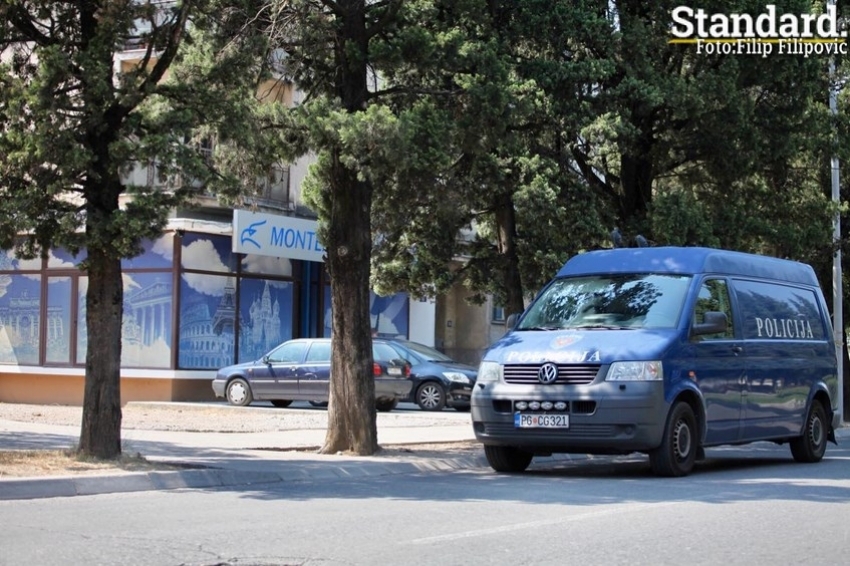 Još uvijek niko nije priveden zbog pljačke poslovnice MA: Policija traga za više osoba koje odgovaraju opisu pljačkaša