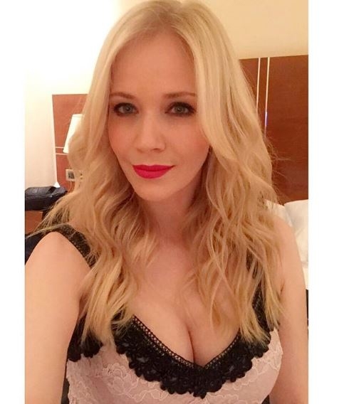 Procurile slike Jelene Rozge na SAJTU ZA ODRASLE! (FOTO +18)