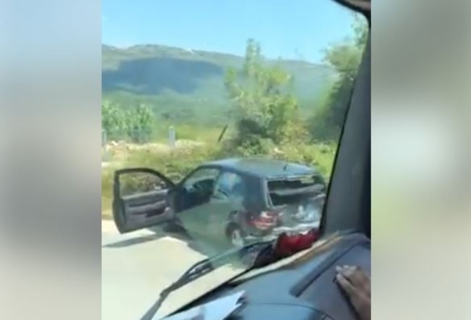 VIDEO- Ulcinj: U saobraćajnoj nezgodi učestvovali kamion i dva automobila