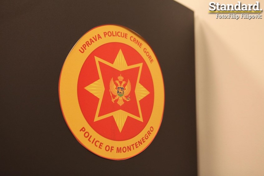 Mladići iz Novog opljačkali dijete koje je prodavalo voće i povrće: S maskama na licu i lažnim pištoljem ukrali 70 eura