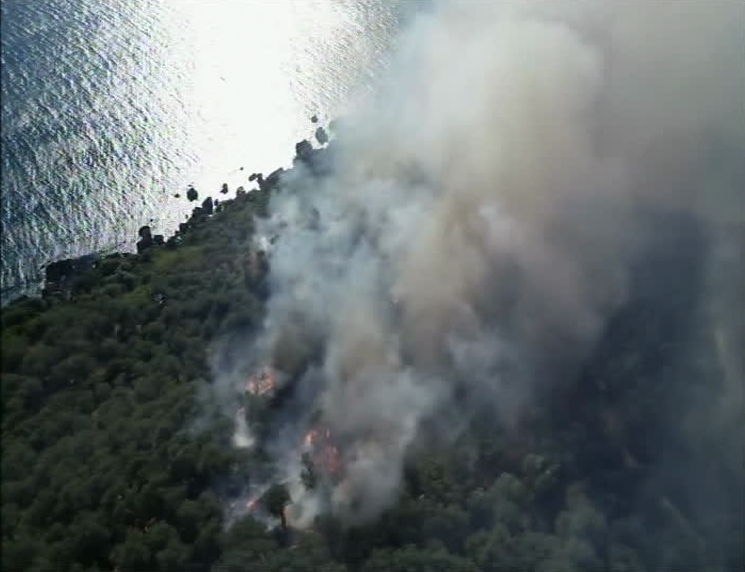Požar u Ulcinju se širi: Prijeti opasnost da dođe do grada, vatra krenula prema Limanu