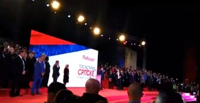 VIDEO – Dodikov novi hit: Puče zora, puče glas, spasio ga Nikola Rokvić