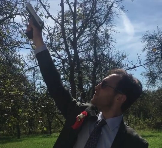 VIDEO – Marko Milačić zapucao na svadbi: “Ne brinite, sve je po zakonu”
