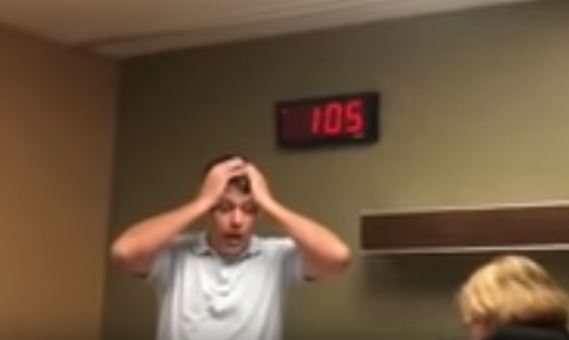 VIDEO – Četvrto, pa muško: Otac se izbezumio kad je konačno dobio sina