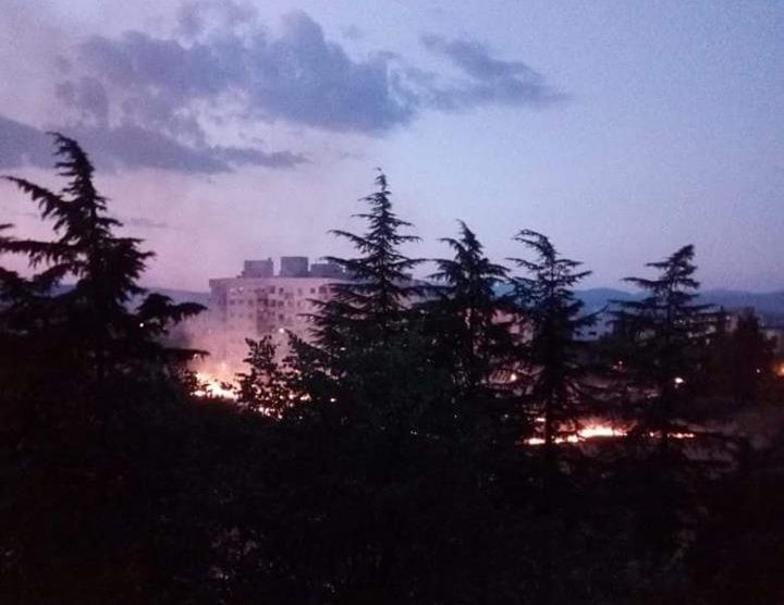Gorjelo kod škole “Oktoih” u Podgorici