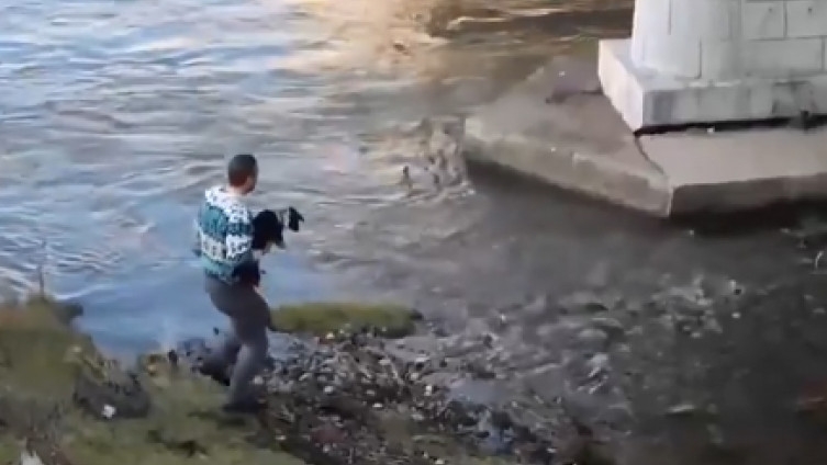 Svjetski mediji dijele video muškarca iz Srbije, a priča o njemu je nevjerovatna