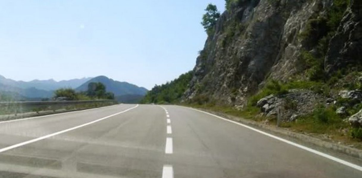 Saobraća se po suvim putevima, vidljivost dobra