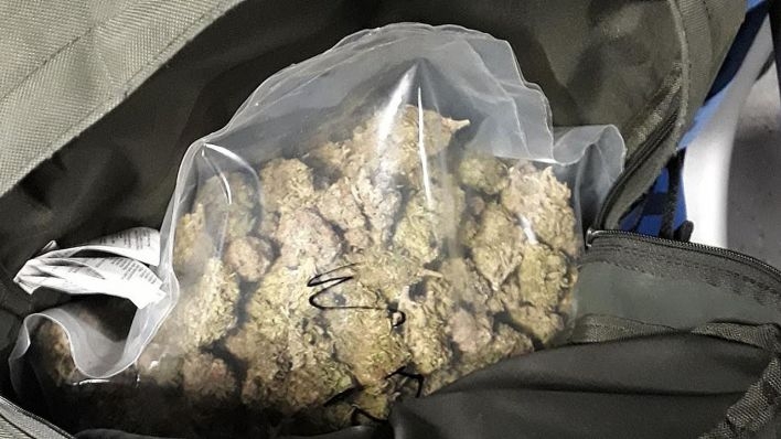 Uhapšen Nikšićanin: U ruksaku mu pronašli oko kilogram marihuane