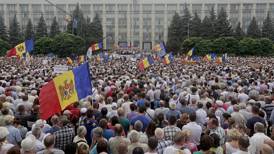 Hiljade građana Moldavije na protestu, traže ujedinjenje s Rumunijom