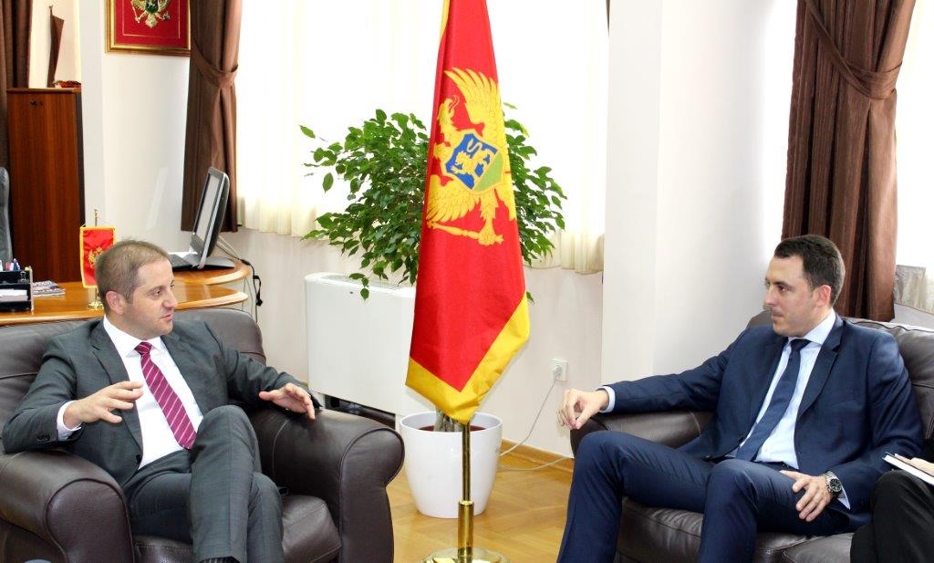 Šehović i Vuković: Traže se lokacije za nove vrtiće, ozelenjavaće se i škole