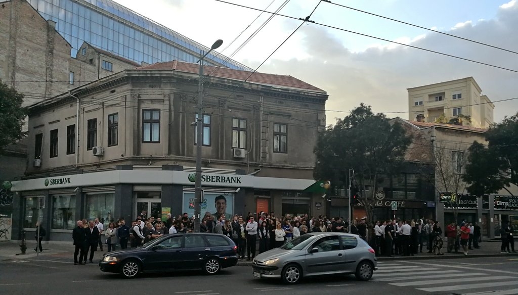 U hotelu Hilton aktivirani požarni alarmi, gosti se evakuišu